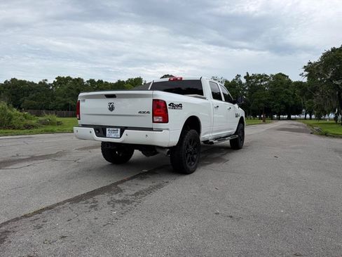 Used 2017 RAM 2500 Tradesman w/ Chrome Appearance Group AWD/4WD image 5