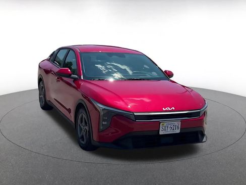 Used 2026 Kia K4 FWD image 3