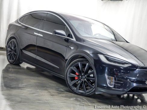 Used 2018 Tesla Model X P100D image 5