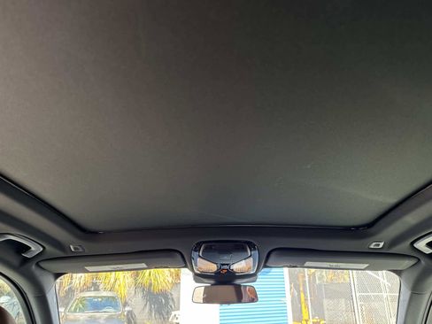 New 2026 BMW X5 sDrive40i w/ M Sport Package image 18