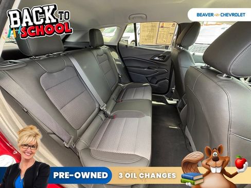 Used 2025 Chevrolet Trax LT FWD image 26
