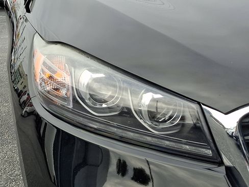 Used 2019 Kia Sorento LX w/ LX Convenience Package image 9