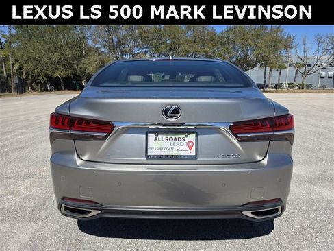 Used 2020 Lexus LS 500 w/ Interior Upgrade Package image 4