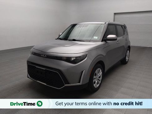 Used 2025 Kia Soul LX image 1