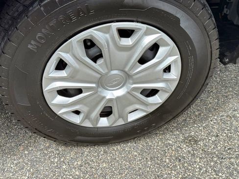 Used 2024 Ford Transit 250 Low Roof w/ Exterior Upgrade Package image 6