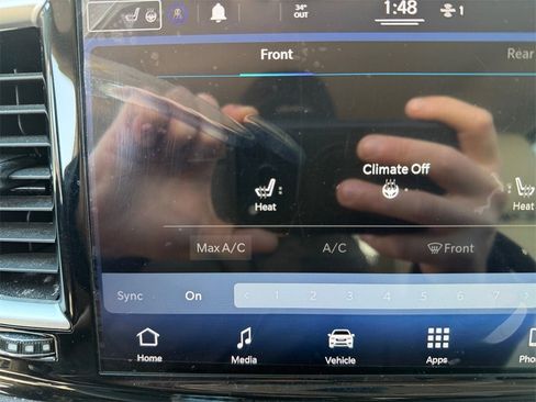 Used 2021 Chrysler Pacifica Touring-L image 24