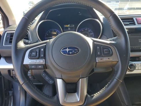 Used 2017 Subaru Outback 2.5i Limited image 28