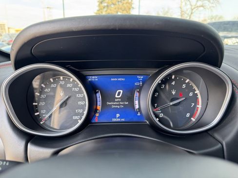 Used 2018 Maserati Levante GranSport image 13