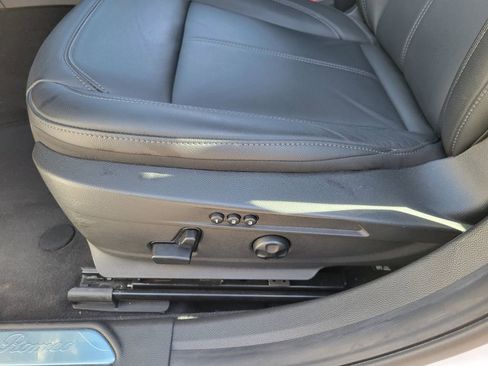 Used 2024 Alfa Romeo Giulia Sprint RWD image 17