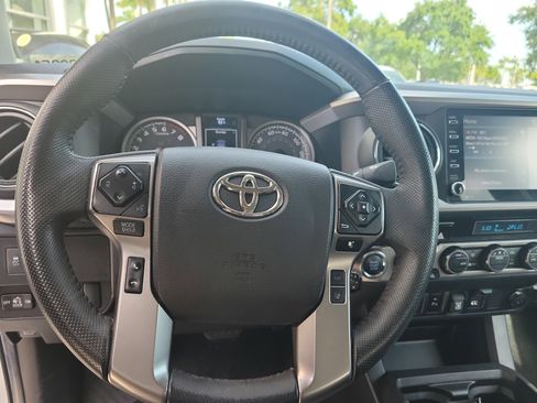 Used 2023 Toyota Tacoma SR5 AWD/4WD image 26