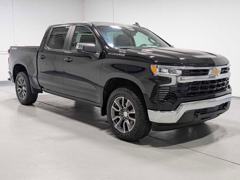 Certified 2022 Chevrolet Silverado 1500 LT AWD/4WD image 6