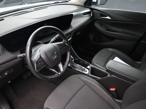 Used 2025 Buick Encore GX Preferred FWD image 19