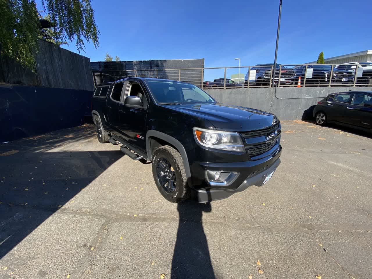 Used 2019 Chevrolet Colorado Z71 w/ Z71 Midnight Edition AWD/4WD image 8