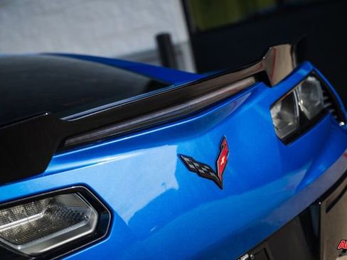 Used 2014 Chevrolet Corvette Stingray Z51 w/ 3LT Preferred Equipment Group image 35