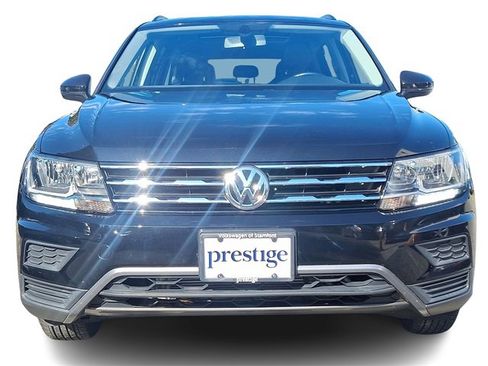 Used 2019 Volkswagen Tiguan SE w/ Panoramic Sunroof Package image 2
