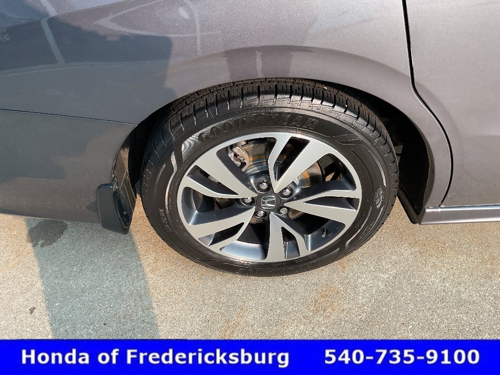 Used 2021 Honda Odyssey Touring image 12