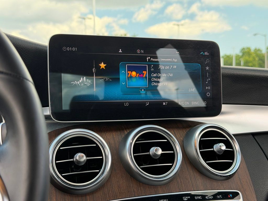 Used 2019 Mercedes-Benz C 300 4MATIC Sedan image 28