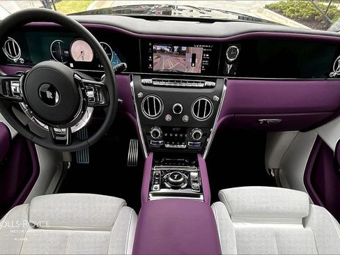 Certified 2025 Rolls-Royce Cullinan image 4