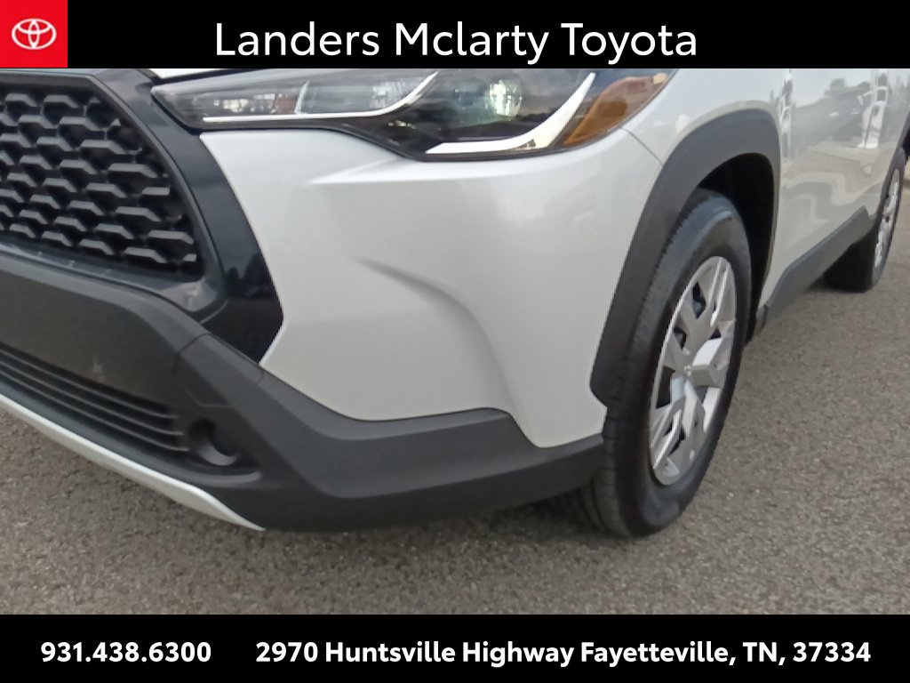 Used 2025 Toyota Corolla Cross L FWD image 9