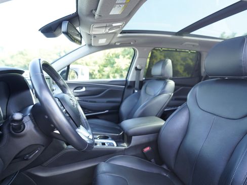 Used 2019 Hyundai Santa Fe Limited FWD image 8