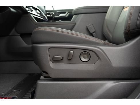 New 2026 GMC Sierra 1500 AT4 w/ AT4 Premium Package AWD/4WD image 15