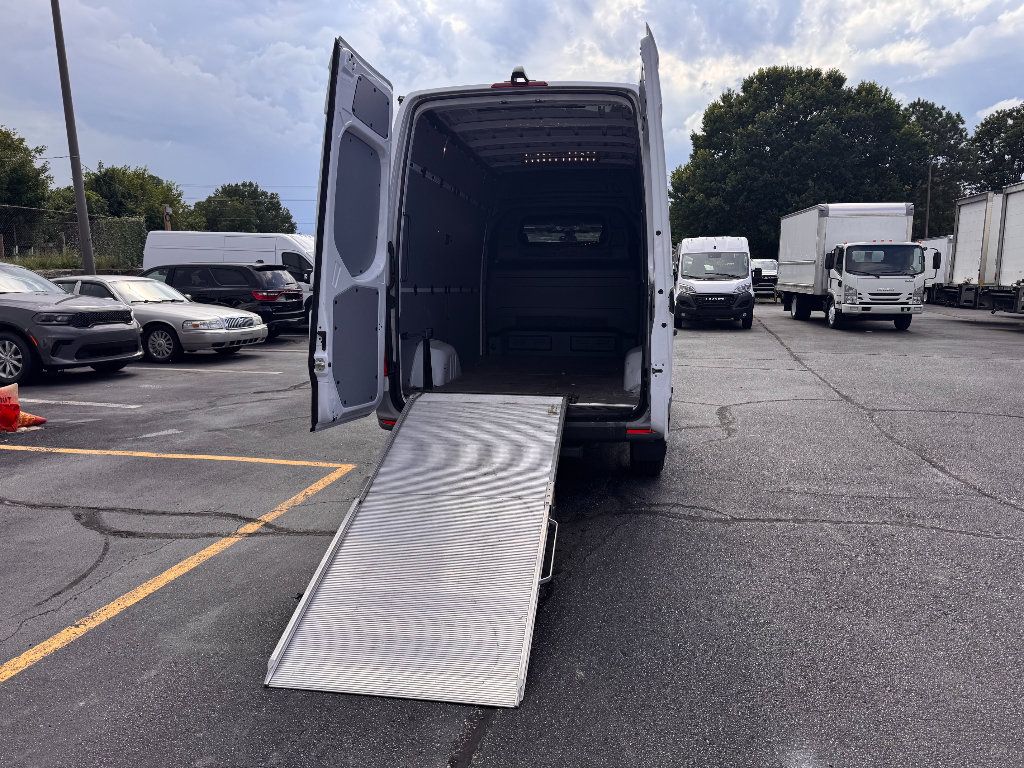 Used 2024 Mercedes-Benz Sprinter 2500 image 1