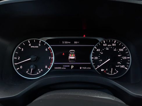Used 2025 Nissan Rogue SV FWD image 36
