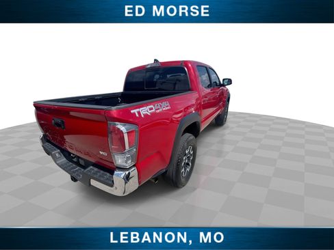 Used 2022 Toyota Tacoma TRD Off-Road AWD/4WD image 8