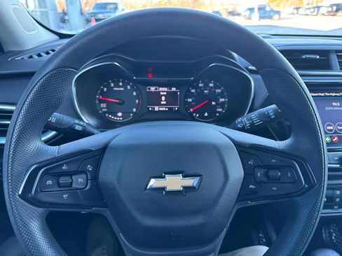Used 2023 Chevrolet TrailBlazer LT w/ Convenience Package image 19
