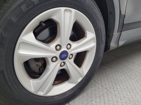 Used 2016 Ford Escape S image 31