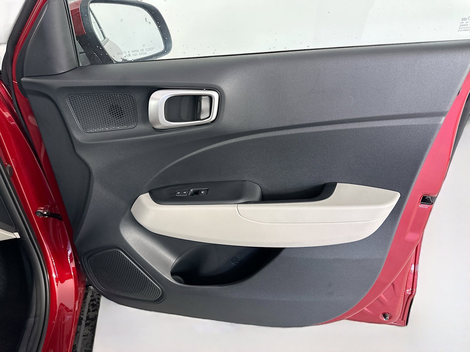 Certified 2026 Hyundai Venue SEL FWD image 34