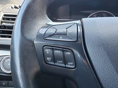 Used 2019 Ford Explorer XLT w/ Equipment Group 202A AWD/4WD image 20