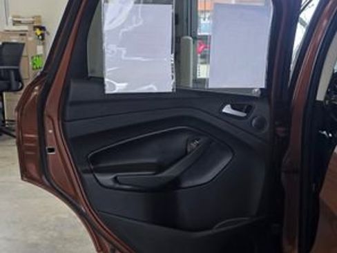 Used 2017 Ford Escape SE w/ Equipment Group 201A image 24