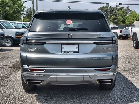 New 2026 Buick Enclave Avenir w/ Super Cruise Package FWD image 7