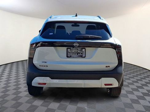 New 2026 Nissan Kicks SR w/ SR Premium Package image 5