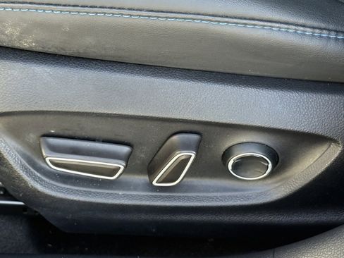 Used 2016 Toyota Prius Four Touring image 19