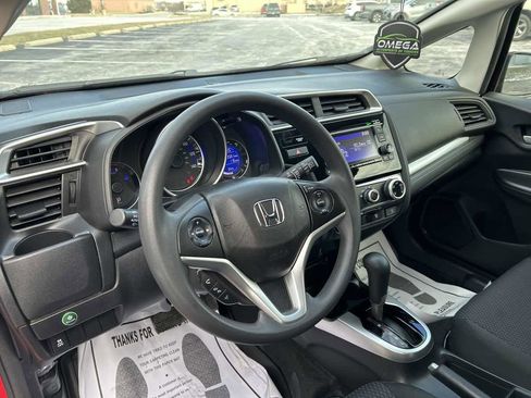Used 2019 Honda Fit LX image 13