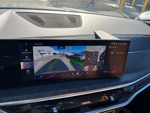 Used 2024 BMW X5 xDrive40i w/ Parking Assistance Package image 22