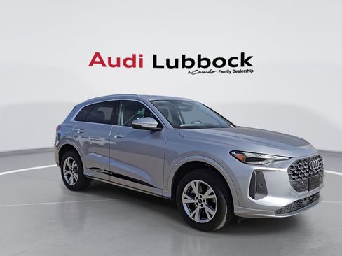 Certified 2025 Audi Q5 Premium w/ Convenience Package image 2