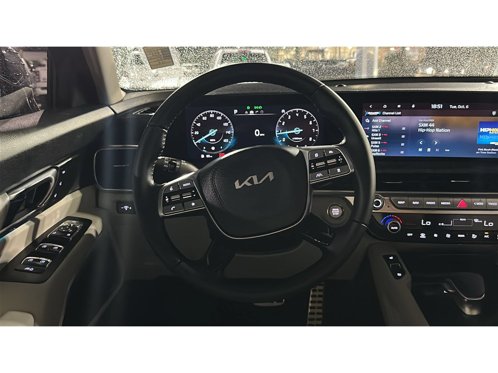 Used 2025 Kia Telluride SX FWD image 23