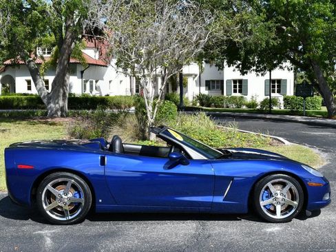 Used 2007 Chevrolet Corvette Convertible w/ Preferred Equipment Group RWD image 34
