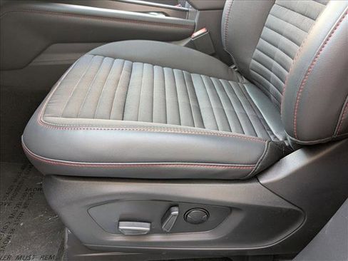 New 2026 Ford Explorer ST-Line w/ ST-Line Street Pack image 4