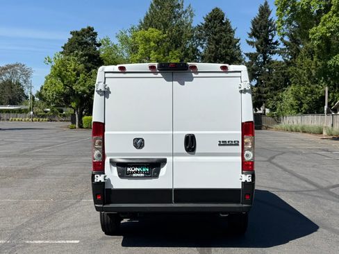 Used 2025 RAM ProMaster 1500 FWD image 4