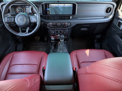 Used 2024 Jeep Wrangler Unlimited Rubicon 392 image 7