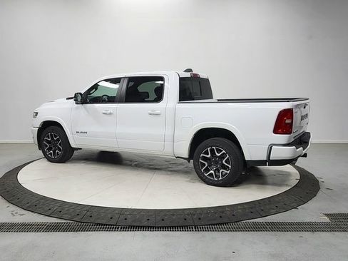 Used 2025 RAM 1500 Laramie w/ Sport Appearance Package AWD/4WD image 5