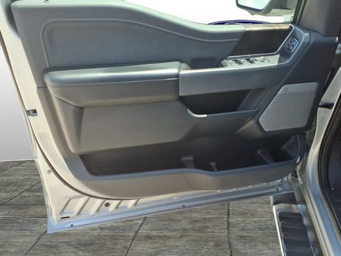Used 2022 Ford F150 Lariat AWD/4WD image 12