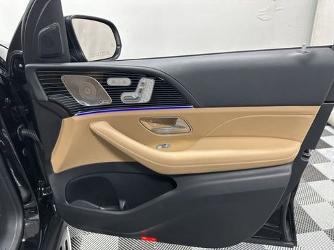 Certified 2024 Mercedes-Benz GLS 580 4MATIC image 36