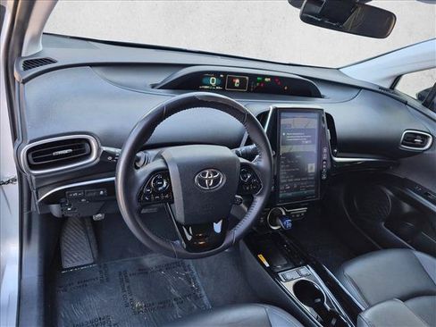 Used 2022 Toyota Prius Prime XLE FWD image 10