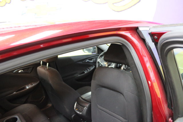 Used 2023 Chevrolet Malibu LT FWD image 10