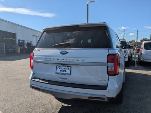 Certified 2024 Ford Expedition Max XLT image 5